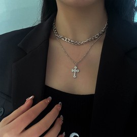 Aneneiceera Punk Layered Cross Necklace Choker Gothic Chunky Cuban Chain Cross Crucifix Pendant Necklace Choker Silver Tone Religious Cross Pendant Necklace Charm Jewellery for Women and Girls