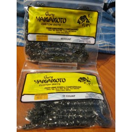 Gary Yamamoto Custom Fishing Baits Yamamoto Fishing Baits 4" Single Tail Hula Grub S/T Smoke Black & Silver Flakes