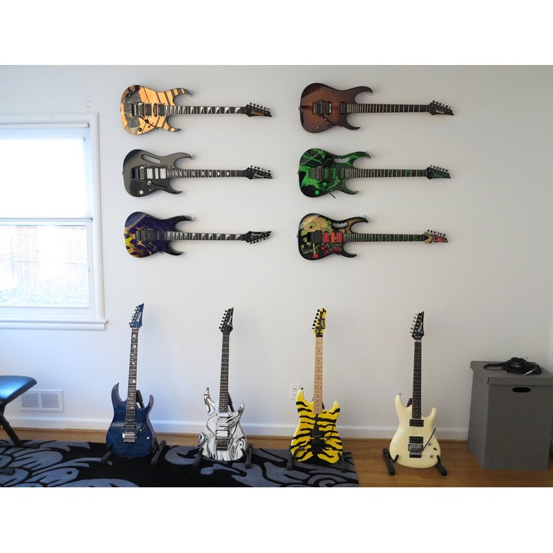 Woodies Hanger Guitar Hanger with 2 Side Strap Buttons WH-001