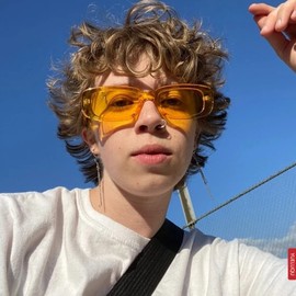 YUELUQU Rectangle Sunglasses for Women MenTrendy RetroSquare Sunglasses Eyewear (Light orange)