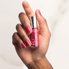 Nagelhärter Lack mit Biotin, Silizium und Keratin - Stärkt und repariert beschädigte, geschwächte, brüchige Nägel durch Gel-Nagellack, Alterung – Rose Red - Hände & Füße - Swiss Made