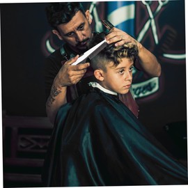 FOMIYES 1PC Hair Straightening Comb Electric Beard Comb Beard Hair Straightener Electric Hairdressing Comb portable hair comb white