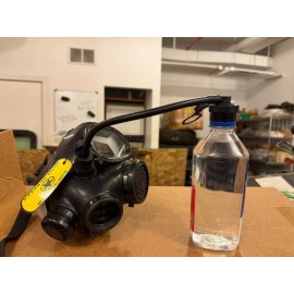 Israeli Gas Mask Drinking Hydration Tube Straw For H2O Bottle Rare NEW