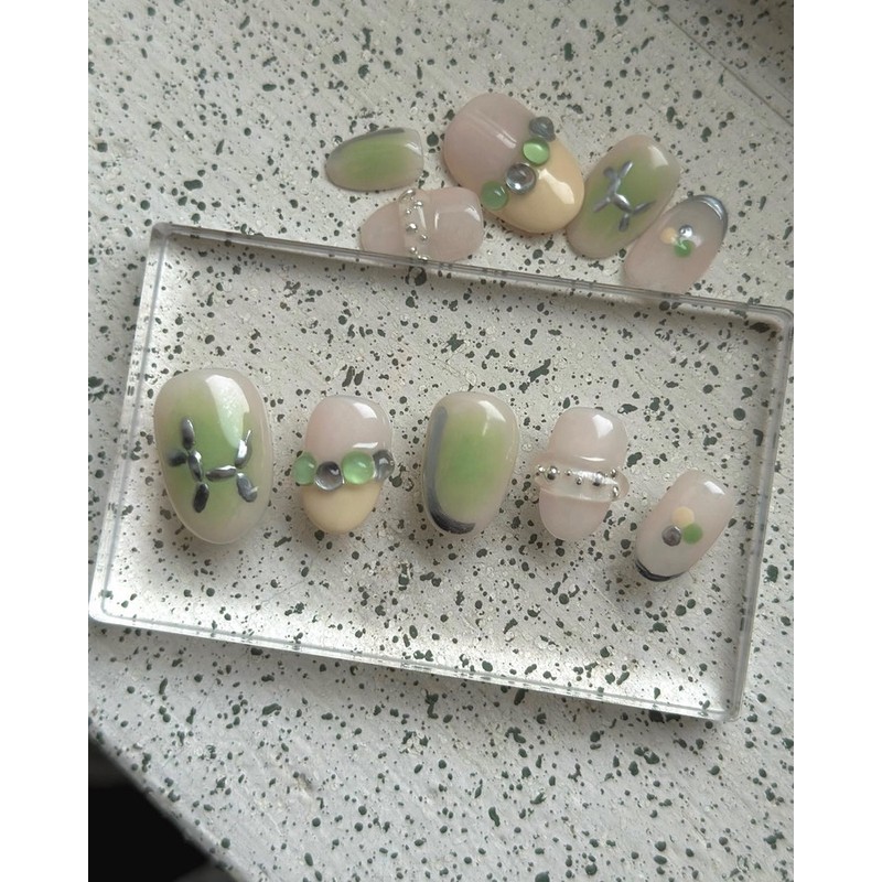 [Spring Discount] Aemong: Seoul Forest Silver Poodle Nail Tips -