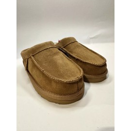 Dearfoams Kids' dluxe by dearfoams Vancouver Genuine Shearling Clog Slippers - Tan 2