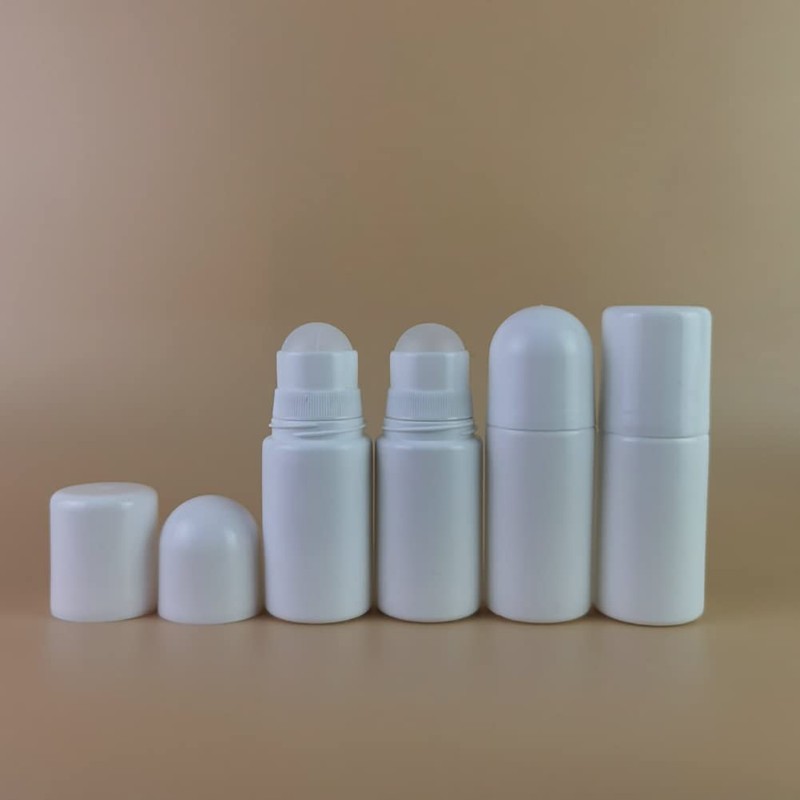JIHUOO 4 Pieces 30 ml Empty Plastic Roller Bottles Refillable