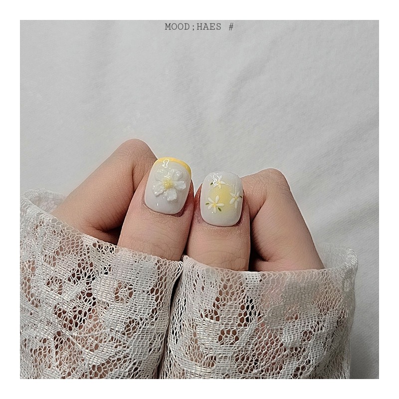 [M;H #] Spring Daisy handmade nail tips - Enter Lake