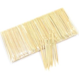 200Pcs/Box Natural Toothpicks Fruit Tooth Sticks Worthy Bamboo Toothpick Disposable Family Restaurant Tableware Flossing Tool Useful and Professional Toothpicks Kitchen Tools and Gadgets