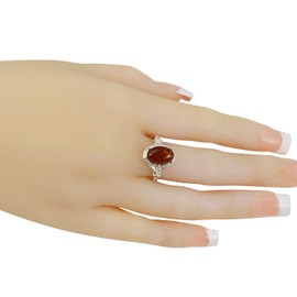 HolidayGiftShops Sterling Silver and Baltic Honey Amber Oval Adult Ring Ana- Size R 3/4