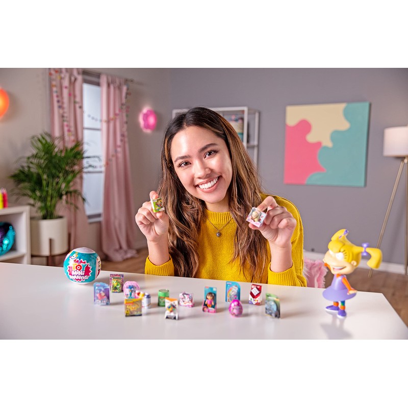 5 Surprise Toy Mini Brands Collector's Case - Store &
