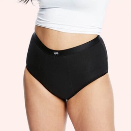 Love Luna Super Period Full Brief, Black / 18/20
