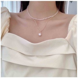 Yheakne Vintage Layered Pearl Choker Necklace Gold Pearl Pendant Necklace Artificial Pearl Necklace Chain Bridal Necklace Jewelry for Women