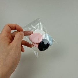 Small blush cushion, foundation for correcting blemishes, dark circles, and freckles, small cushion compact, finger puff / 소형 블러셔 쿠션 잡티 다크써클 기미 부위 수정 파운데이션 작은 쿠션팩트 핑거퍼프