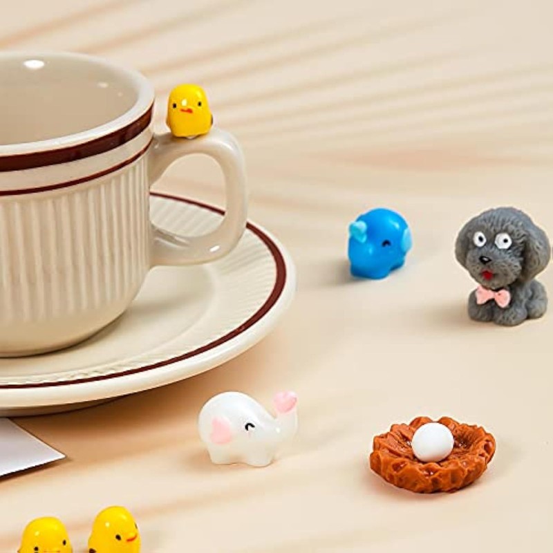 Skylety 100 Pcs Mini Resin Animals Figures Tiny Resin Animal