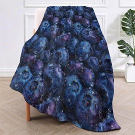 TRYYN Realistic Blueberry Pattern Throw Blanket for Couch Picnic Camping Outdoor Decor, Vibrant Juicy Berry Theme, Super Soft Cozy Plush Fluffy Fleece Blankets Gifts for Fruit Lovers, 60x50 Inch