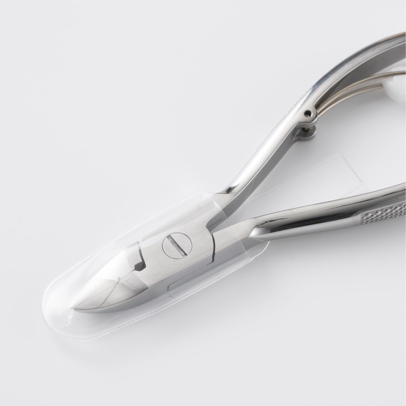 Kai Corporation HK0634 Nipper Nail Clipper with Spring and Case