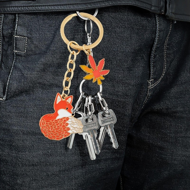 2 Pieces Fox Maple Leaf Keychains, Cute Animal Keychains, Interesting