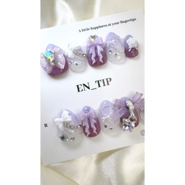 Lavender Heart Beam Handmade Nail Tips - Almond / 라벤더 하트 빔 수제네일팁 - 아몬드