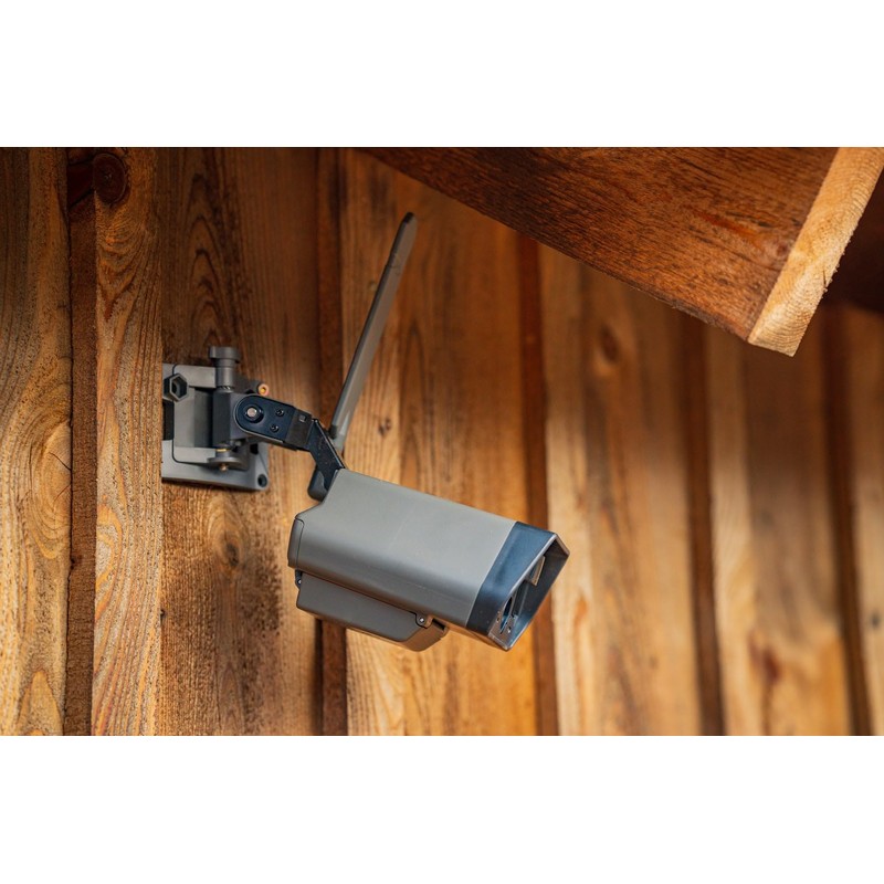 TACTACAM Defend Cellular Security Camera - Wireless Motion Detection -