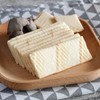 Coconut crackers 3.70oz， Crispy cookies with a rich coconut aroma