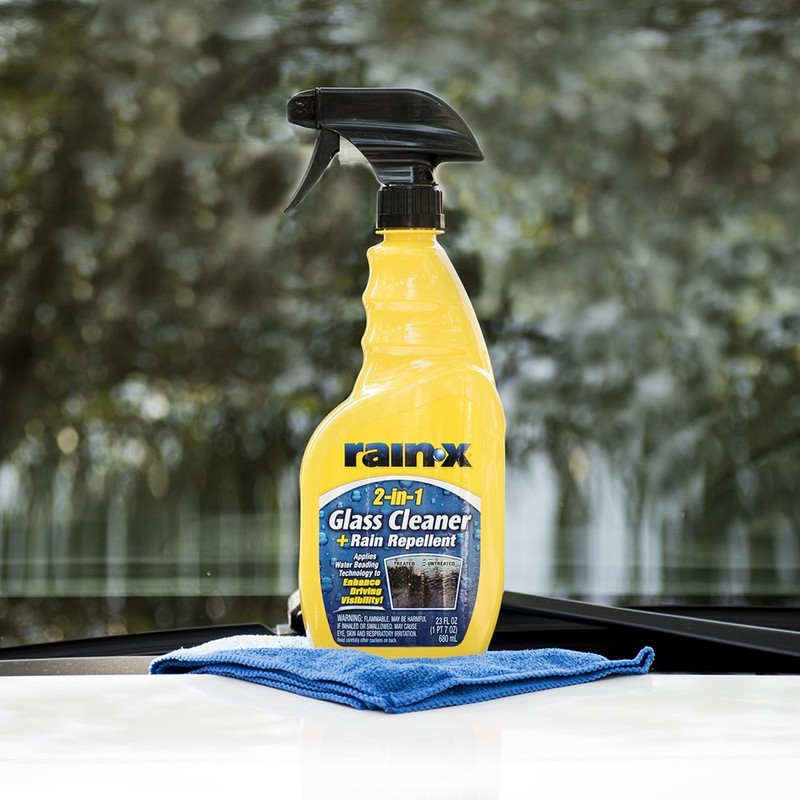 Rain-X 5071268 2-in-1 Glass Cleaner and Rain Repellant, 23 oz.
