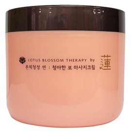 Cream 80ml for moist white skin care without tightness. / 속당김 없이 촉촉한 하얀 피부 케어 없을까 크림 80ml