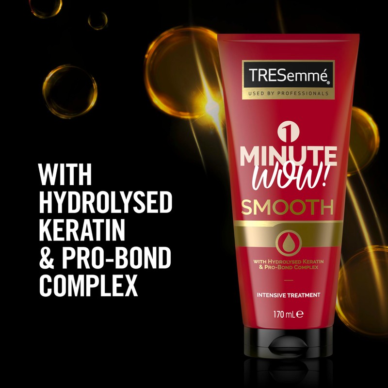TRESemmé 1 Minute WOW Smooth Intensive Hair Treatment with hydrolysed