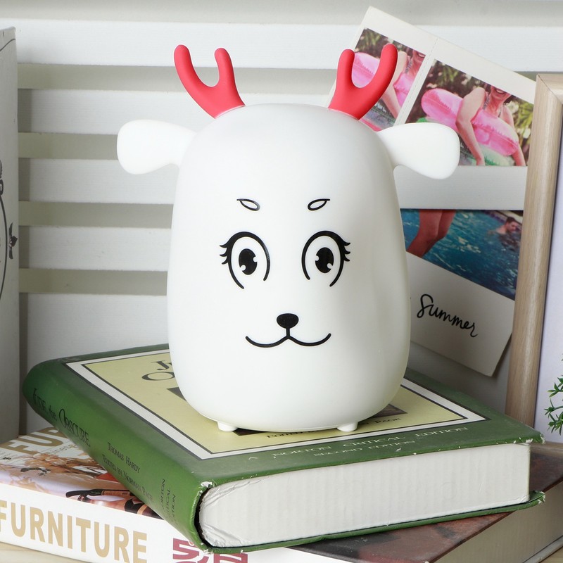 Innovative Cute Deer shaped Silicone Night Light USB Rechargeable Pat