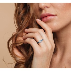 SILVERLINE JEWELRY Juego de anillos de compromiso de acero inoxidable de 2 mm y solitario de 7 mm con circonita cúbica de corte redondo, Metal, Zirconia cúbica