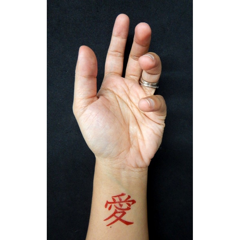 36 Premium Kanji Tattoos: Japanese, Chinese, Asian Characters: Love, Peace.