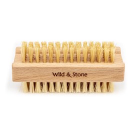 Wild & Stone Wooden Nail Brush, Natural Sisal Nail Brush for Cleaning Nails, FSC Certified Beech Wood and Sisal Fibres (1 Pack)