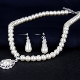 Octwine Simple Crystal Rhinestones Pearls Bridal Necklace Earrings Set Jewelry Set for Women Necklace Dangle Earrings Set Wedding Party Jewelry for Women (Pearls 2)