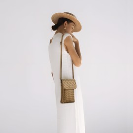 Lavarach Woven Phone Bag for Women Handmade Crossbody Purse with Adjustable Strap Multi-Pocket Cellphone Wallet Compact Travel Phone Purse Perfect for Travel & Everyday Use Gold