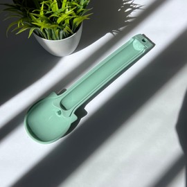 Cat Treat Dispenser for Puree and Bisque Bar Feeding Spoon, Squeezer for Cat Bar Treats and Wet Lickable Cat Treats (Green)