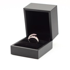 Feather Wing Ring, Oxidized hammer pattern Punk Vintage Rough style Brass Rings with 925 Sterling Silver-plating with PU leather box Hand-hammered Adjustable Opening Ideal Gifts for Men Women