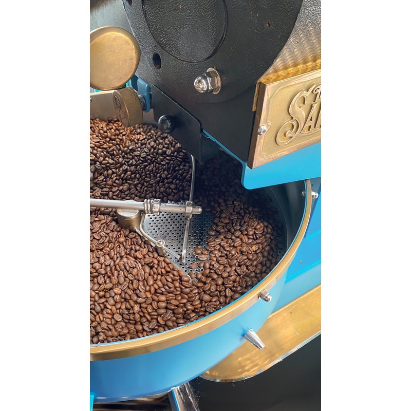Cafe Quindio Gourmet Whole Bean Coffee, 100% Colombian Excelso Coffee