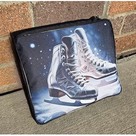 LET'S GO CORNHOLE ZUCUSHY 3 inch Memory Foam Seat Cushion for Ice Skating, Hockey, Ice Dancing, Speed Skating, Compatible with Zuca Rolling Bags (Black Skates)