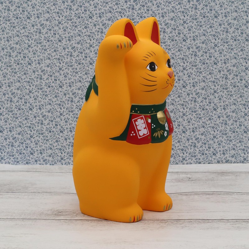 Yakushi Kiln Maneki Neko (Yellow and Large), Lucky Dzukushi (Includes
