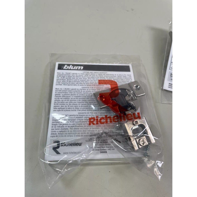 Richelieu BLUM 1/2" Overlay Soft-Close Cabinet Hinge BP38N355B08180