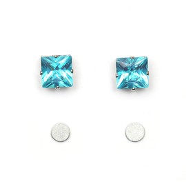 Idin Magnetic Earrings - Square shape magnetic earrings with sky blue quadrate crystal (8 x 8 mm) (approx. 8 x 8 mm)