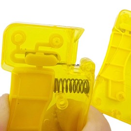 3Pcs Plastic Threading Device with Spring for Sewing Crafting Quilting DIY Art Supplies (Yellow)