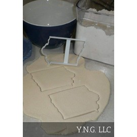 IOWA OUTLINE HAWKEYE STATE MIDWEST SPECIAL OCCASION COOKIE CUTTER BAKING TOOL MADE IN USA PR2715