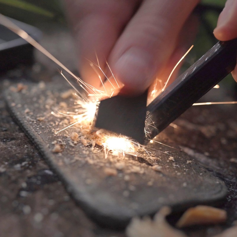 Pocket Fire Lighting Kit | Ferro Rod Fire Steel Kit