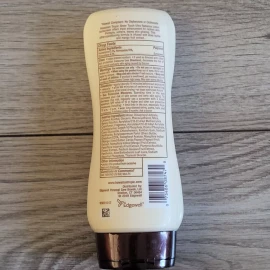 Hawaiian Tropic Sheer Touch SPF 30 Sunscreen Lotion 8 OZ Reef Friendly EXP 11/24