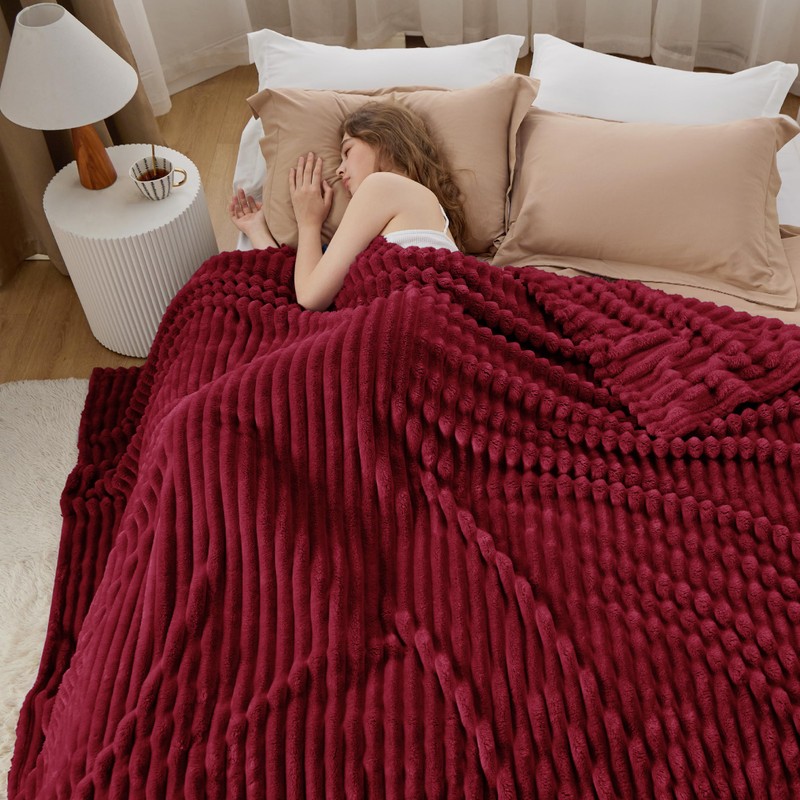Bedsure Bedsure Deep Red Blanket for Couch - GentleSoft Cozy