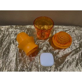 New Tupperware Beautiful Juist in Bright Orange Color Juicer for Citrus & Fruits