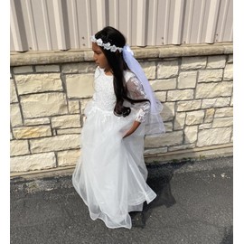 Merroyal Girls First Communion Veil, White Tulle with Floral Crown, 17 cm Diameter, Veil 61 cm Length (White Veil Pearls, One Size)