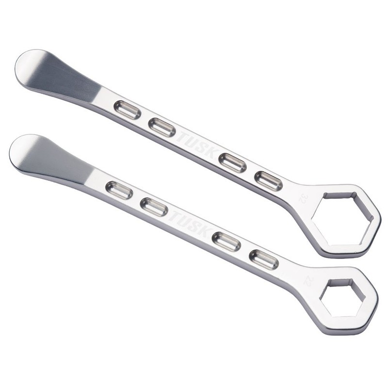TUSK Aluminum Tire Iron Kit with 22mm and 32mm Axle