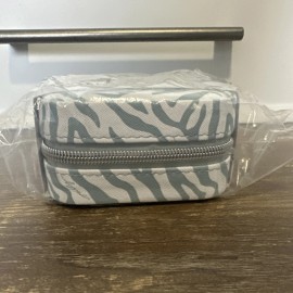Milly • Traveling Jewelry Case in Teal and White Zebra Pattern