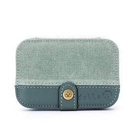 Della Q Buddy Case, Green, One Size